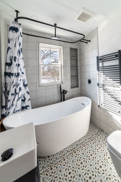 Cost of Bathtub Renovation in Conroe